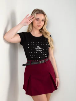 T-shirt com pérolas e estampado