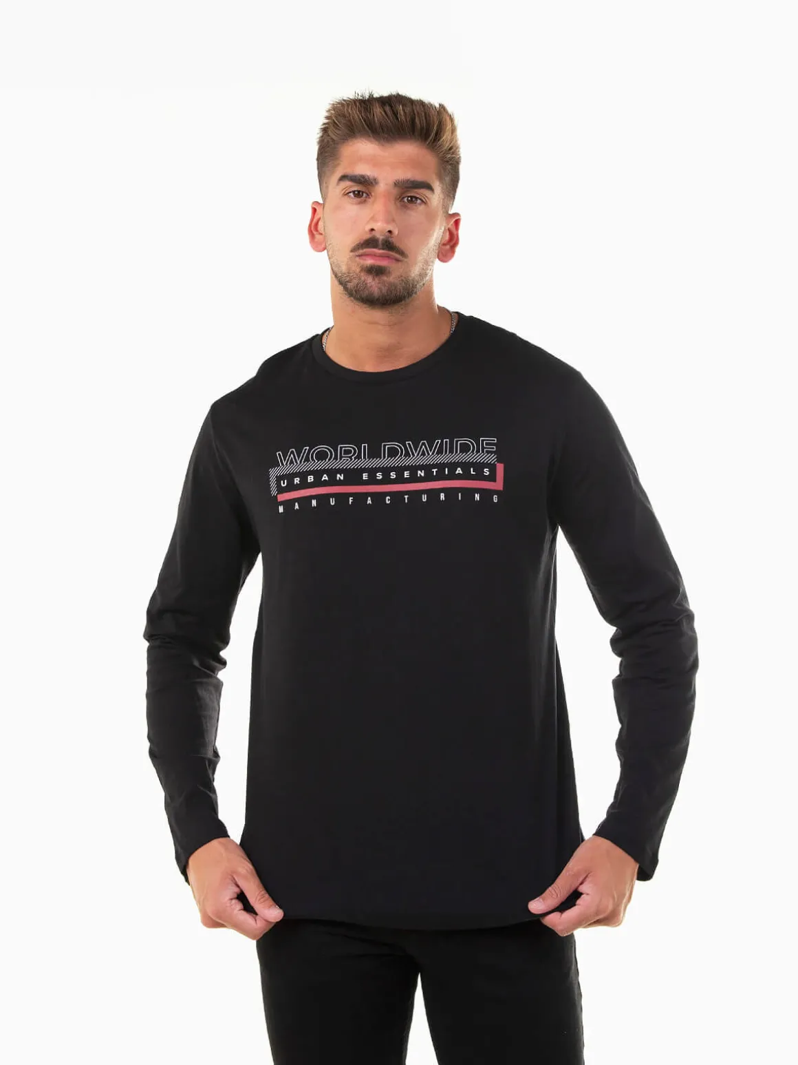 T-shirt manga comprida lettering discreto