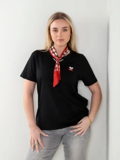 T-shirt manga curta com lenço