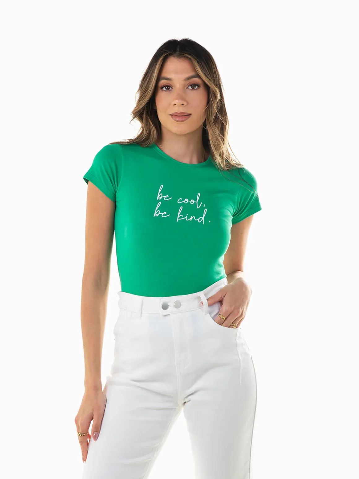 T-shirt manga curta com mensagem