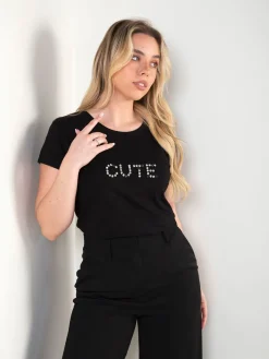 T-shirt manga curta com strass