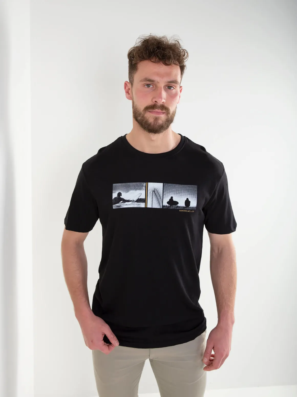 T-shirt preta com estampado