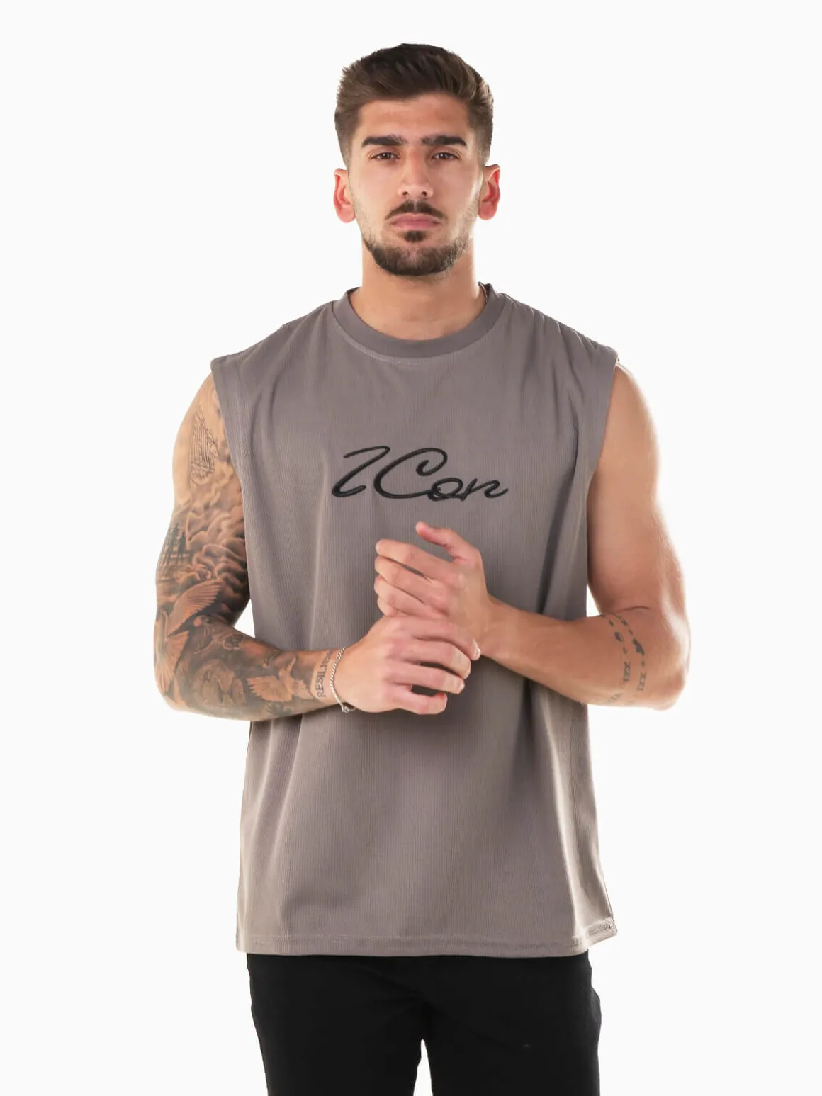 T-shirt sem mangas com bordado