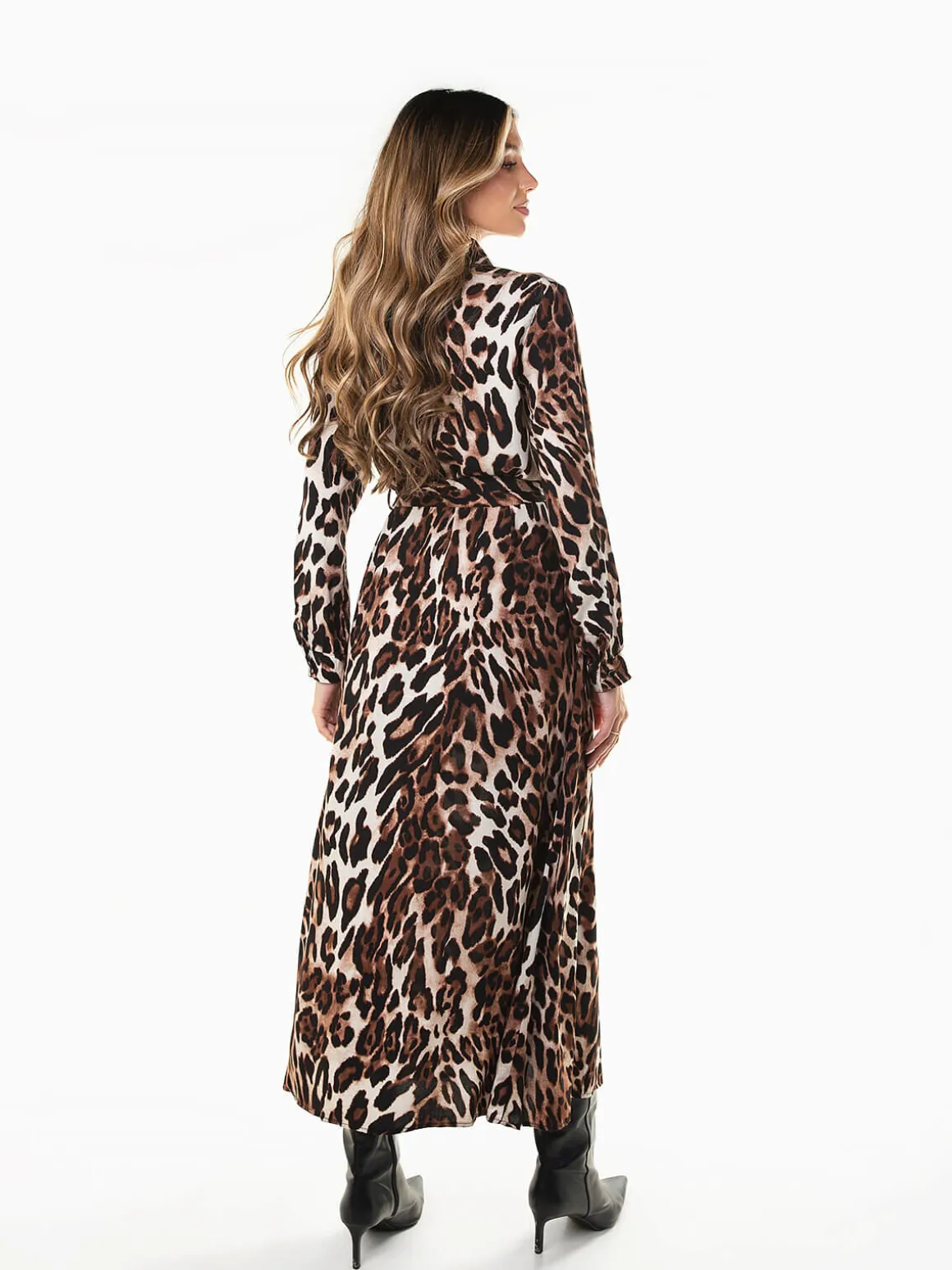 Vestido camiseiro comprido animal print