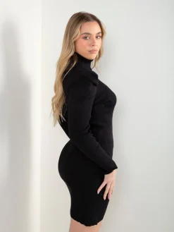 Vestido curto malha canelada preto